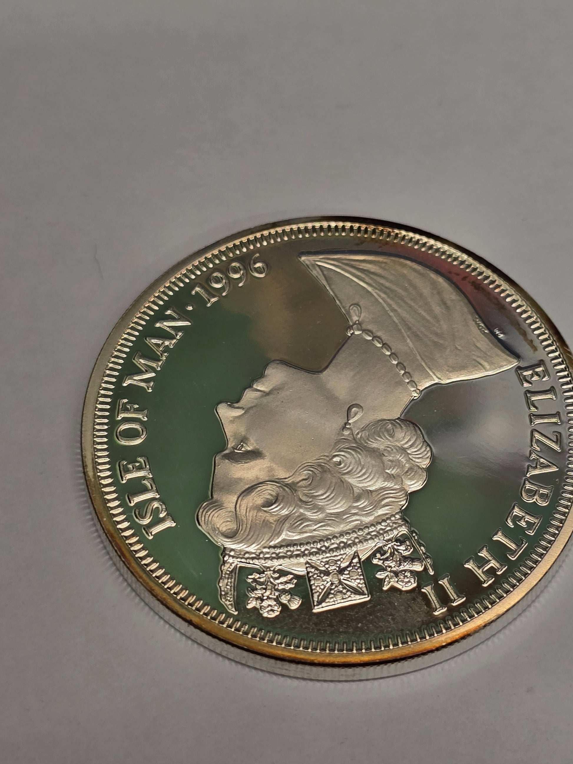 Silver King Arthur coin featuring a crown design, showcasing detailed craftsmanship by Reeves and Sons.