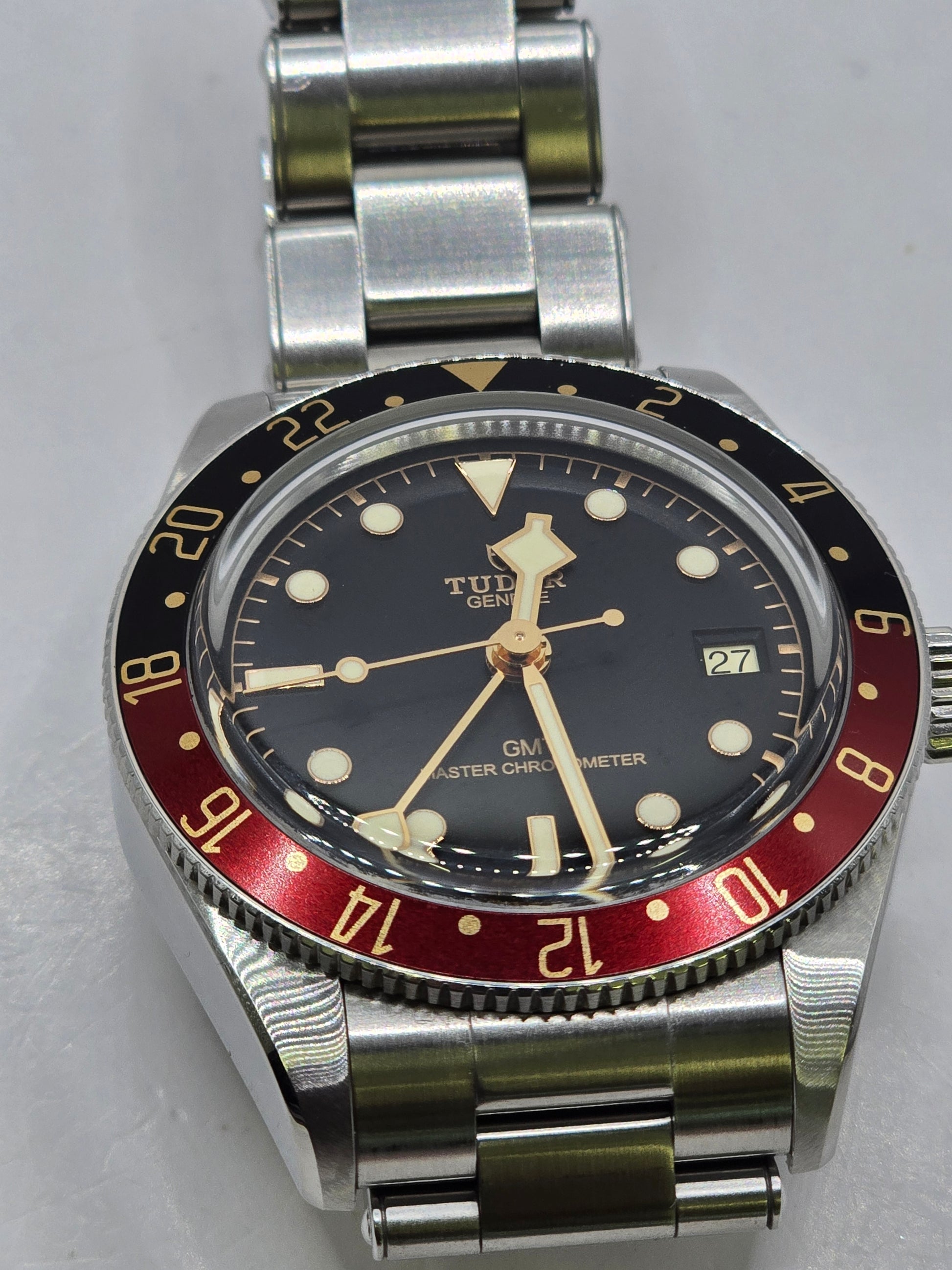 Tudor Black Bay 58 GMT Coke full set watch with black and red bezel, stainless steel bracelet, and 2024 model details.