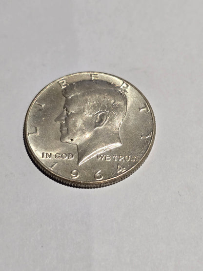1964 US Kennedy Half Dollar (.900 Silver) – 90% Silver Proof-Like / Circulation Strike (sh24548l)