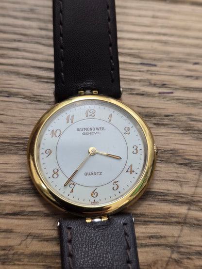 Raymond Weil Geneve Quartz 18K Gold Electroplated Dress Watch – White Dial