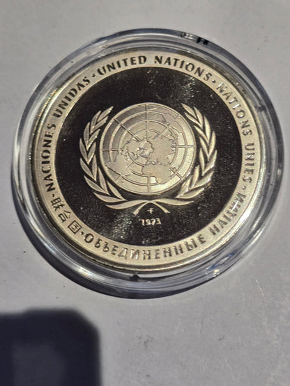 United Nations 1973 Peace Medal – Sterling Silver Proof in Acrylic Display Block (sh25641l)