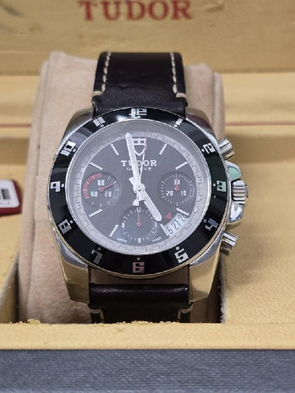 Tudor 20350N watch full set with original box and accessories, vintage 2011 model in stainless steel and black dial.