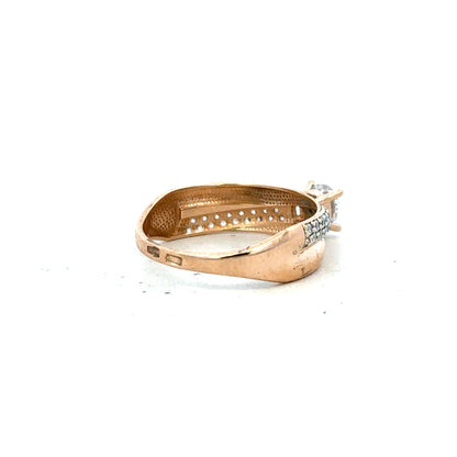 14ct gold ring in size P with a smooth band, unbranded jewelry suitable for everyday wear and special occasions