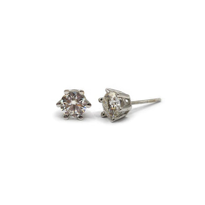14ct white gold diamond earrings, 2.2g, elegant jewelry with sparkling diamonds set in a sleek white gold design.