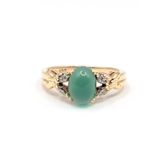 14ct yellow gold ring featuring a 1.15 carat chrysoprase gemstone and 0.20 carat diamond accents