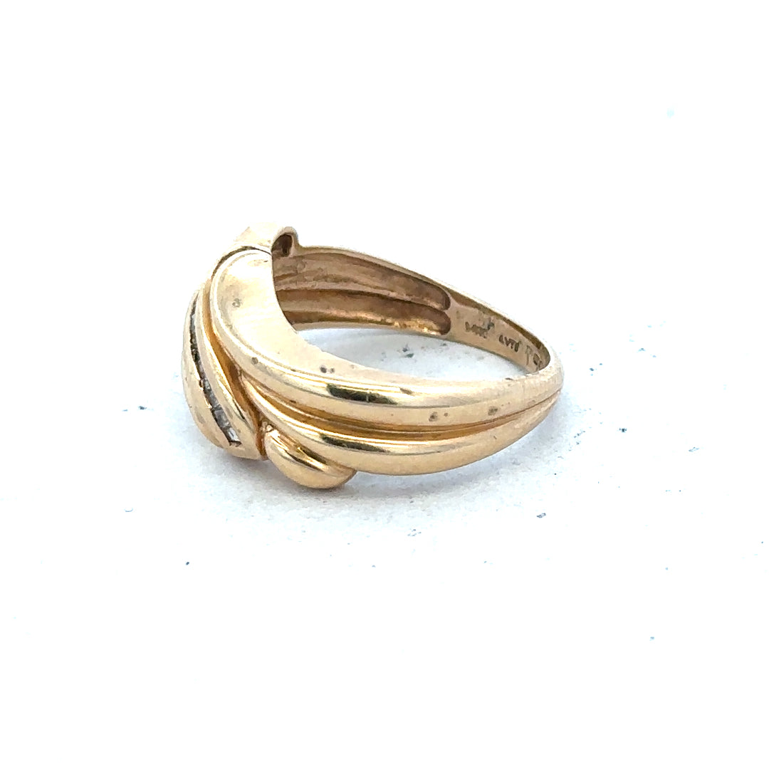 14ct yellow gold diamond ring in size M, featuring a sparkling diamond setting, unbranded jewelry piece.