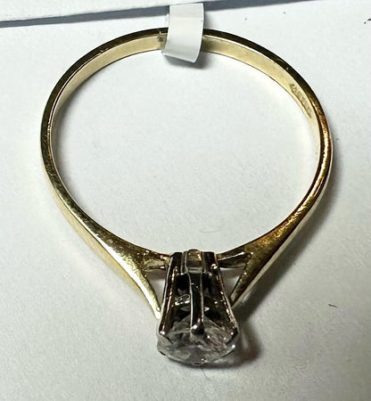 14ct yellow gold diamond ring in size P with sparkling diamonds, showcasing elegant jewelry craftsmanship.