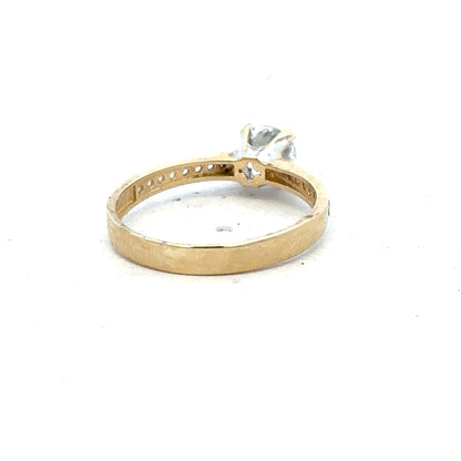 14ct yellow gold ring in size O with a simple, polished band, unbranded jewelry image.