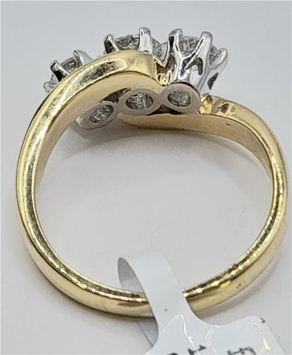 18ct gold diamond ring with 0.75ct sparkling diamonds in size L, featuring a classic elegant design.