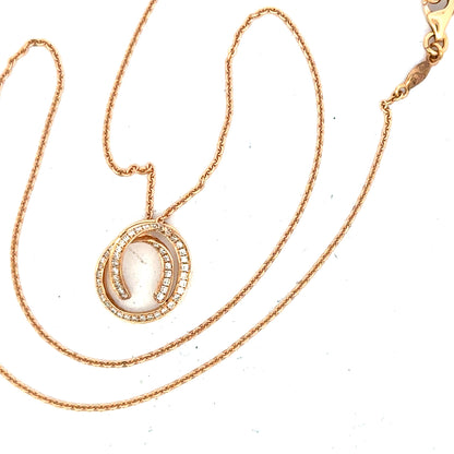 18ct gold chain with diamond pendant, showcasing a sparkling diamond set in a delicate gold setting, weight 4.0g.
