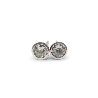 18ct white gold diamond stud earrings with 0.90 carats, featuring sparkling diamonds set in elegant white gold.