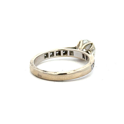 18ct white gold diamond ring with 1.135 carats, color I, clarity SI1, featuring a sparkling central diamond.
