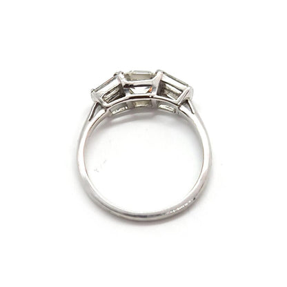 18ct white gold diamond ring with 1.80 carats of sparkling diamonds, showcasing an elegant and luxurious jewelry piece.