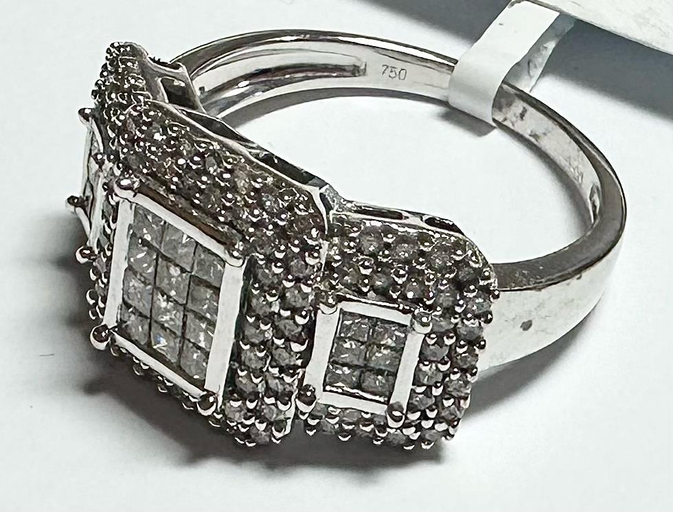 18ct white gold diamond ring with 1 carat center stone, size Q1/2, featuring a sleek and elegant design.