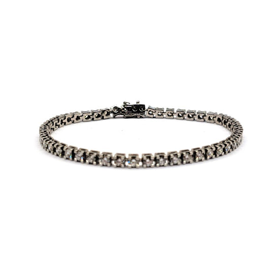 18ct white gold diamond bracelet with 3.76 carats of G colour, VS2 clarity diamonds, elegant jewelry accessory