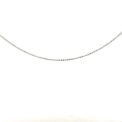 18ct white gold chain weighing 2.5g, unbranded, with a delicate design, shown in the image.