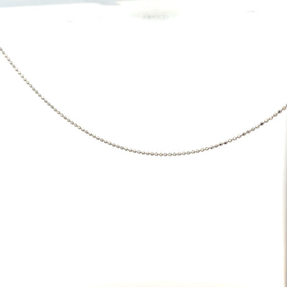 18ct white gold chain weighing 2.5g, unbranded jewelry accessory with a delicate link design.