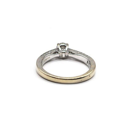 18ct white gold diamond ring with sparkling diamonds, featuring a sleek and elegant design.
