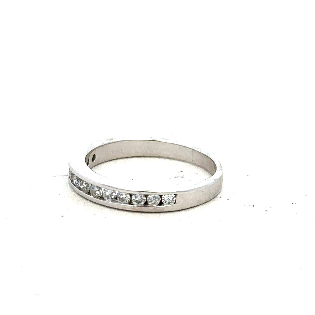 18ct white gold diamond ring in size J with sparkling diamonds, elegant and classic jewelry piece.