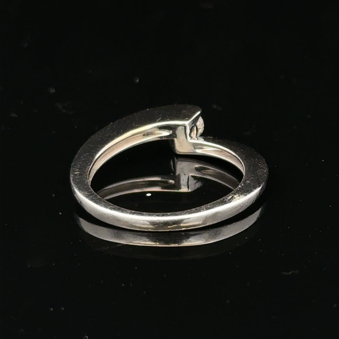 18ct white gold diamond ring size K1/2 with sparkling diamonds, elegant jewelry piece showcasing fine craftsmanship.