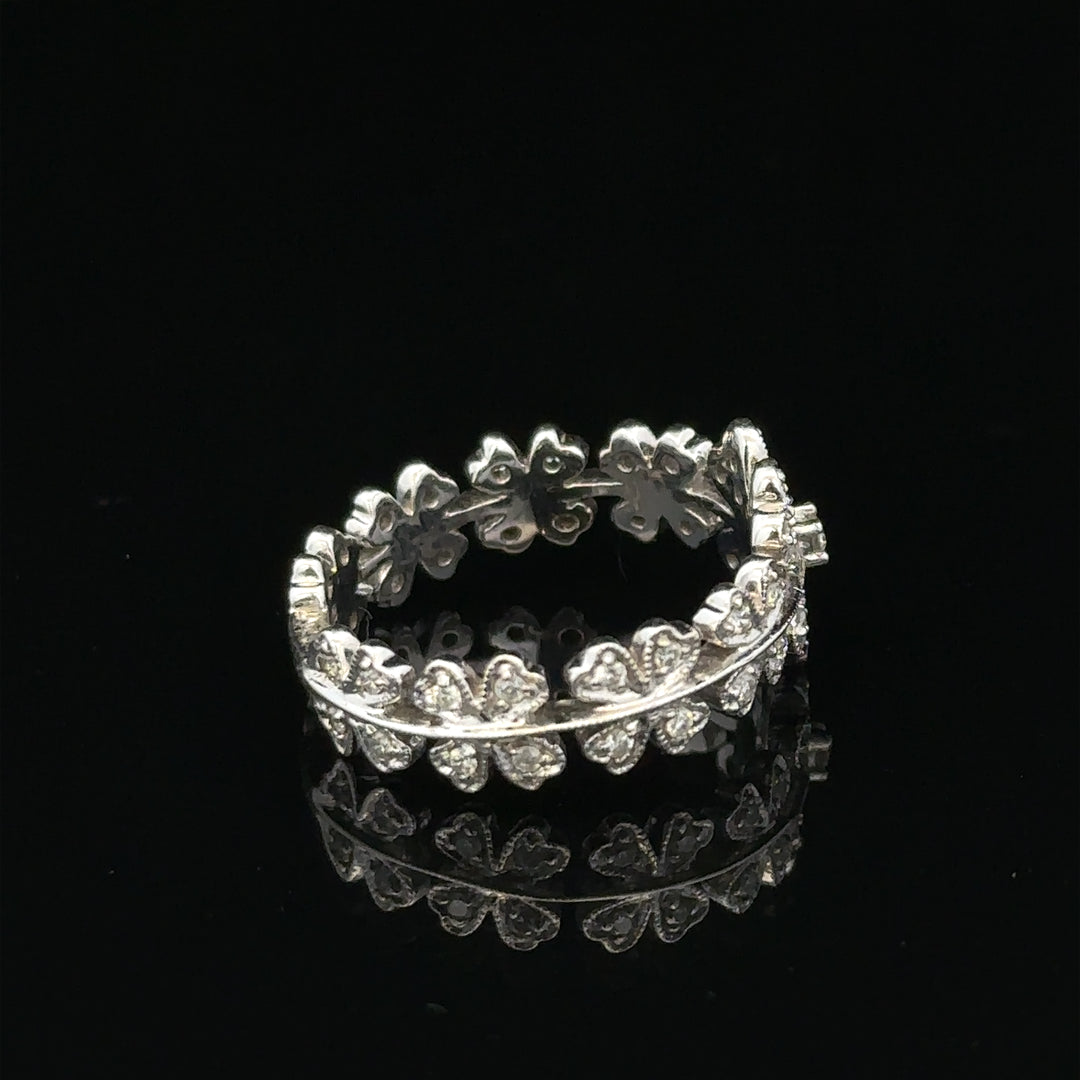18ct white gold diamond ring in size N, featuring a sparkling diamond centerpiece and elegant band design.