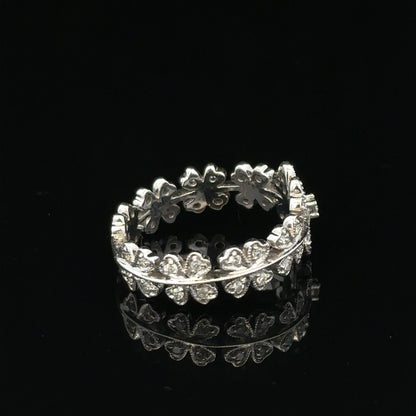 18ct white gold diamond ring in size N, featuring a sparkling diamond centerpiece and elegant band design.