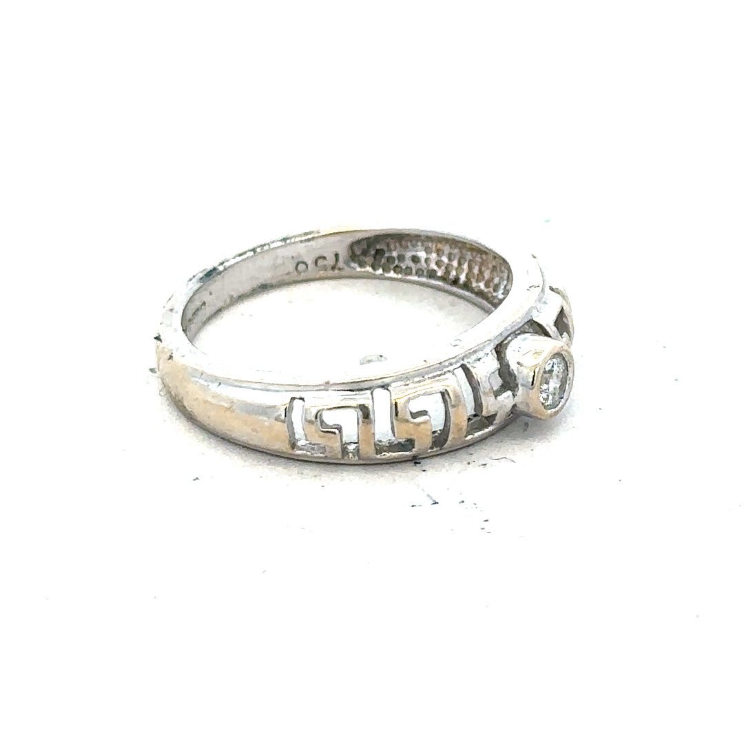 18ct white gold diamond ring in size N with sparkling diamonds, showcasing elegant craftsmanship and fine jewelry detail.