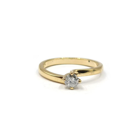 18ct yellow gold solitaire diamond ring with 0.35 carats and H color, featuring a classic design and a sparkling central diamond.