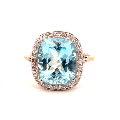 18ct yellow gold ring featuring a 10.70 carat topaz and 0.40 carat diamonds, size R, unbranded jewelry.