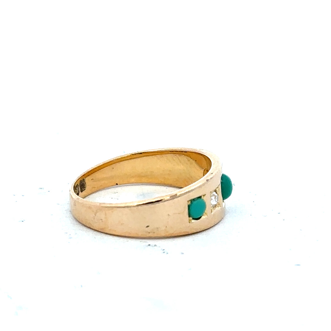 18ct yellow gold diamond ring in size K with sparkling diamonds, showcasing elegant craftsmanship and classic design.