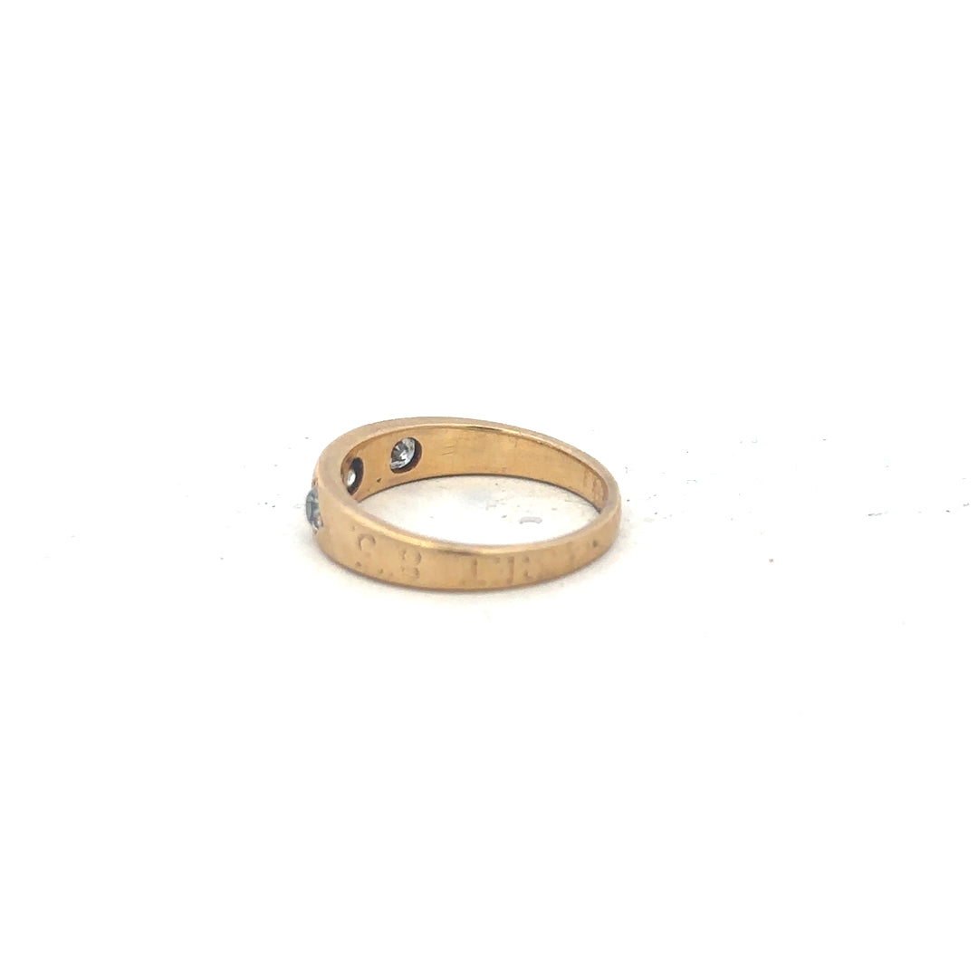 18ct yellow gold diamond ring in size K1/2, featuring a sparkling diamond set in an elegant band.
