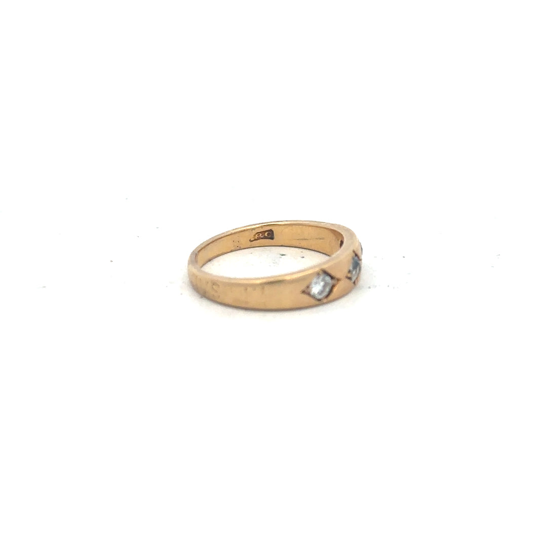 18ct yellow gold diamond ring size K1/2, featuring sparkling diamonds and a polished band, unbranded jewelry.