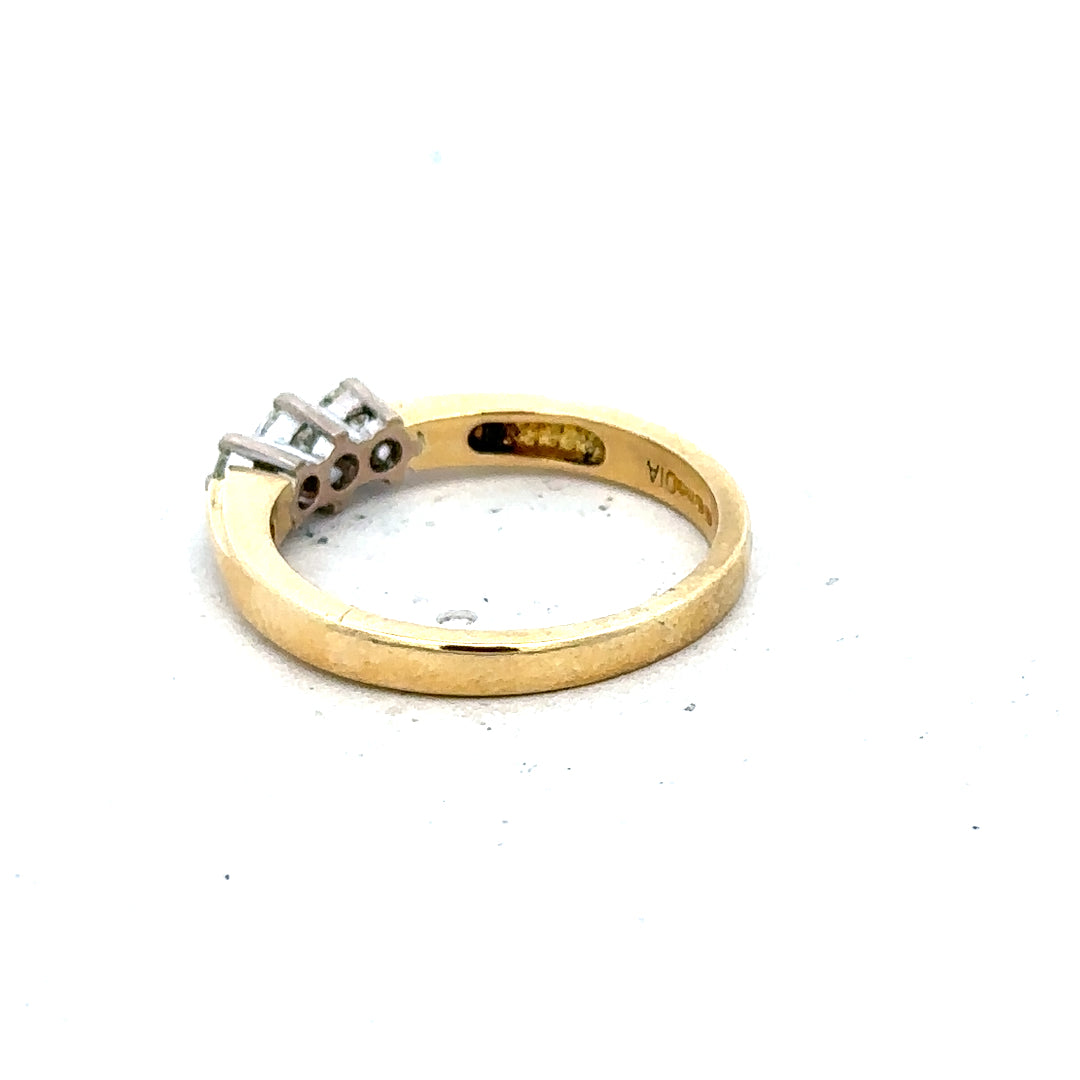 18ct yellow gold diamond ring in size L1/2, featuring a sparkling diamond setting, unbranded jewelry with elegant craftsmanship.