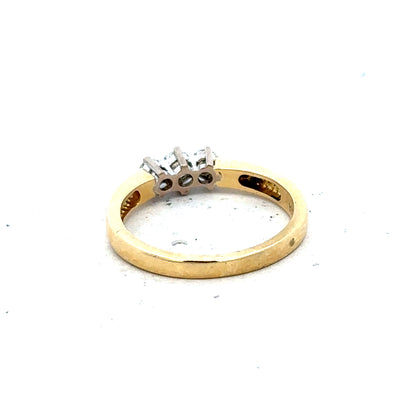 18ct yellow gold diamond ring in size L1/2, featuring a sparkling diamond set in a classic band.