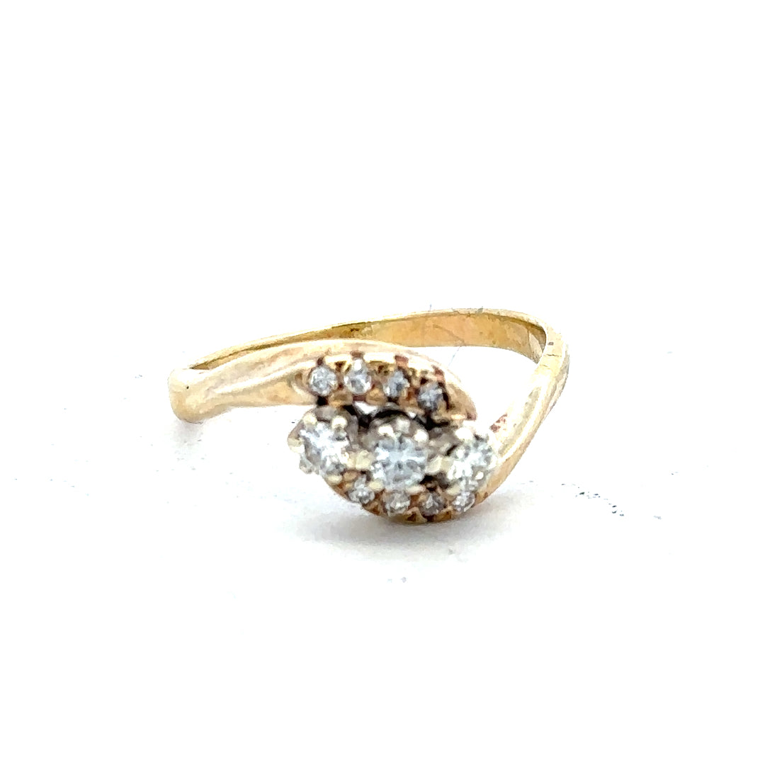 18ct yellow gold diamond ring, size M, featuring sparkling diamonds set in a classic band design.