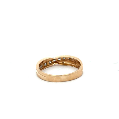 18ct yellow gold diamond ring in size N, featuring a sparkling diamond setting and elegant design.