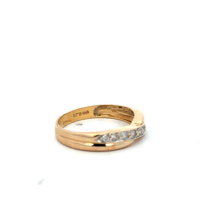 18ct yellow gold diamond ring in size N, featuring a sparkling diamond setting and a classic, elegant design.