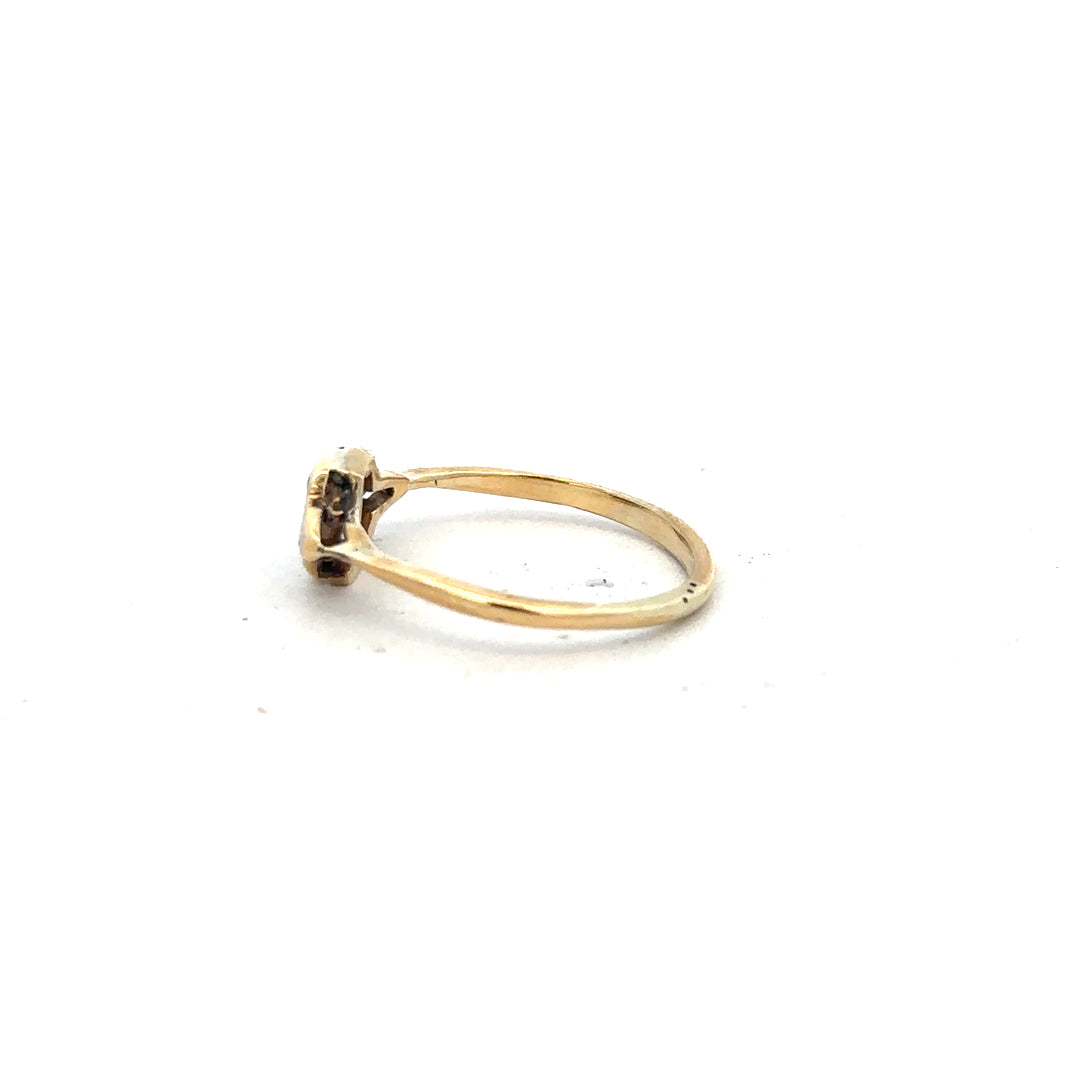 18ct yellow gold diamond ring in size N with sparkling diamonds, showcasing elegant jewelry craftsmanship.