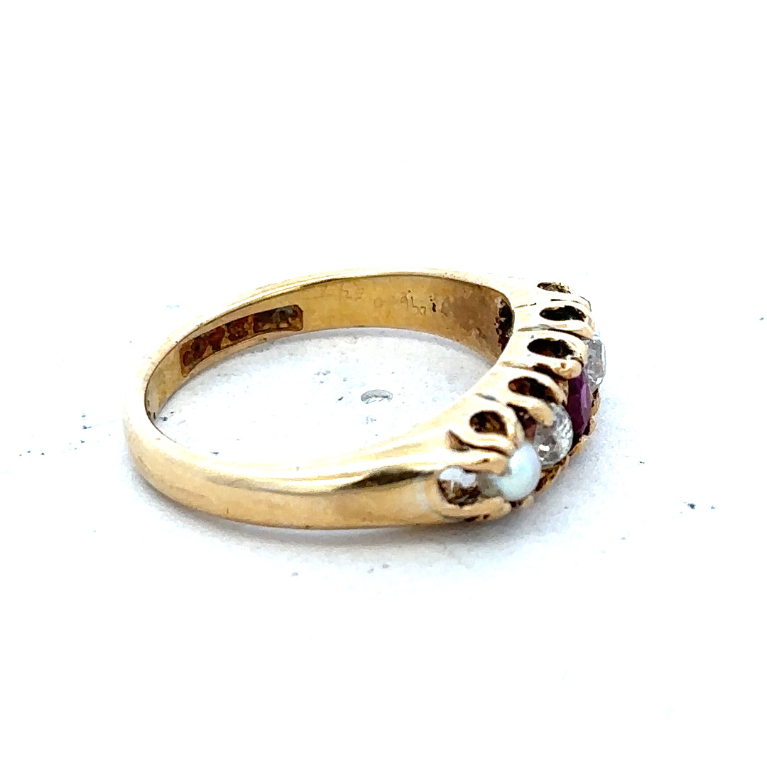 18ct yellow gold diamond ring in size N1/2, featuring a sparkling diamond set in an elegant band.