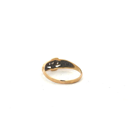 18ct yellow gold diamond ring in size O, featuring a sparkling diamond and a polished band.