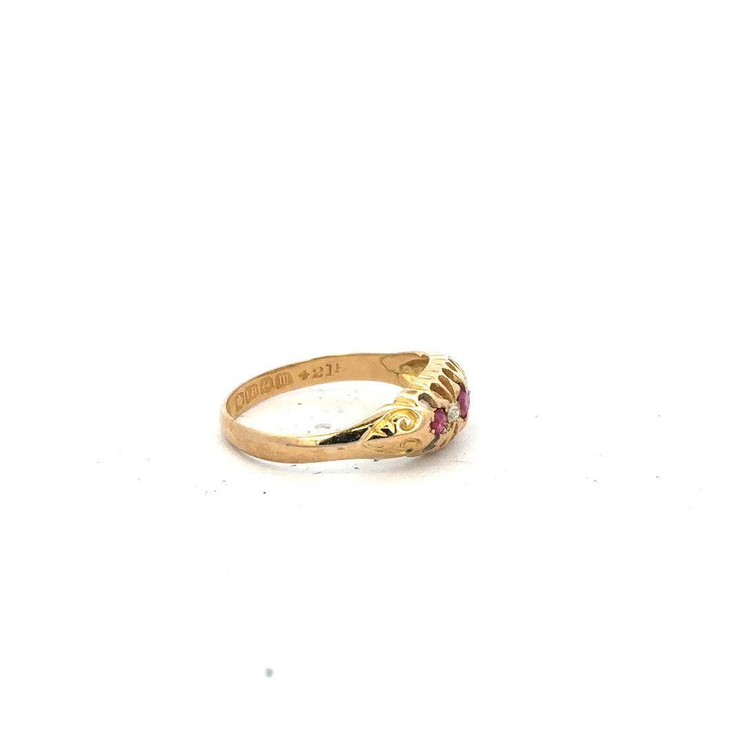 18ct yellow gold diamond ring in size O1/2, featuring a sparkling diamond, displayed on a neutral background.