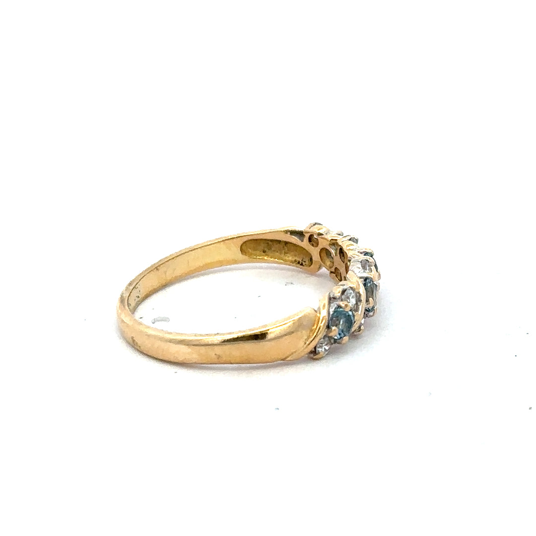 18ct yellow gold diamond ring in size P with sparkling diamonds, featuring a sleek and elegant design.