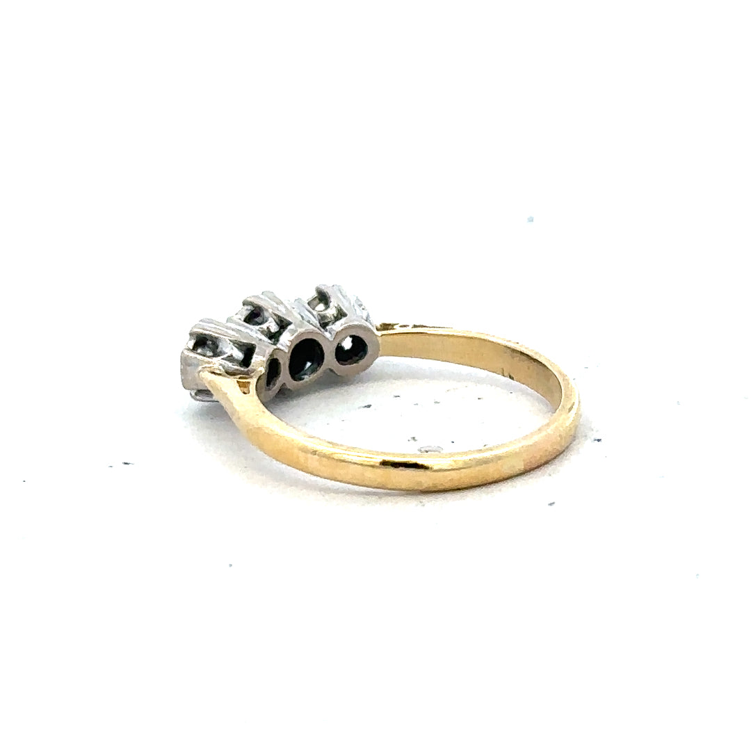 18ct yellow gold diamond ring in size P with sparkling diamonds, showcasing an elegant design and high-quality craftsmanship.