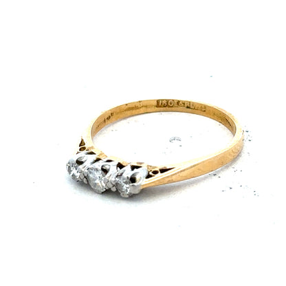 18ct yellow gold diamond ring in size P1/2, featuring a sparkling diamond setting on a sleek gold band.