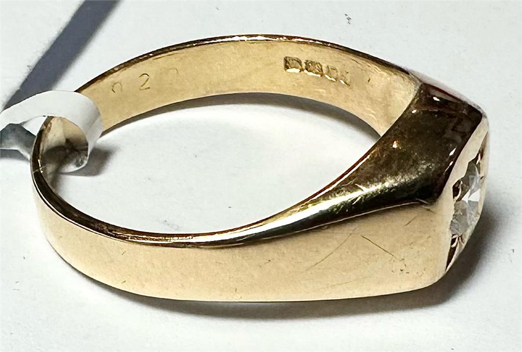 18ct yellow gold diamond ring in size S, featuring sparkling diamonds and a sleek band design.