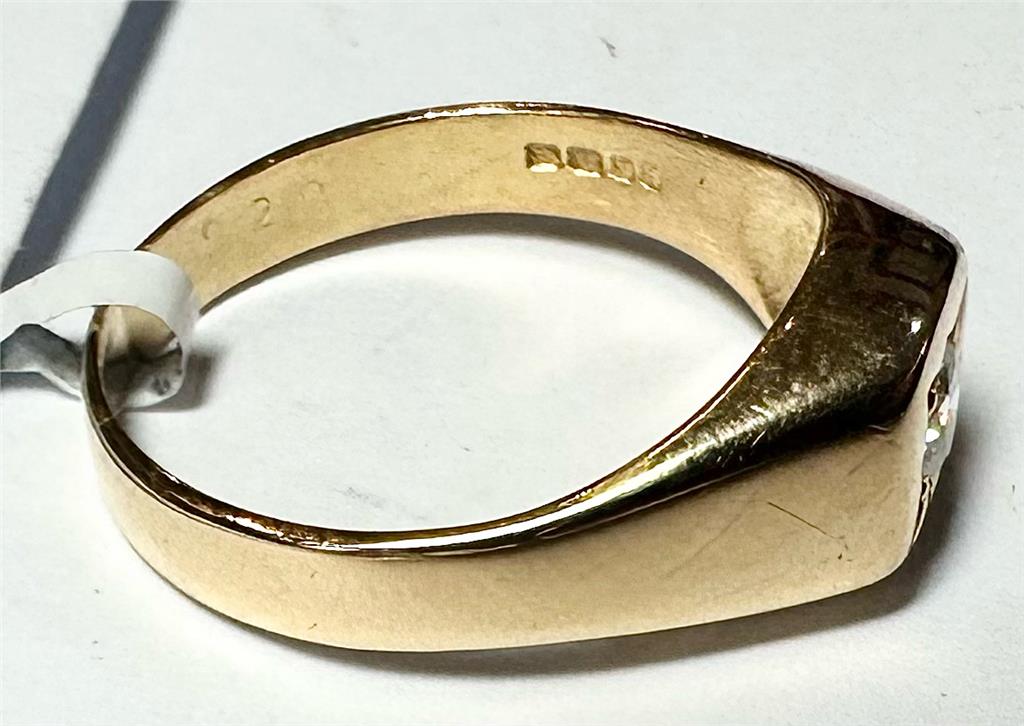 18ct yellow gold diamond ring in size S, featuring sparkling diamonds and a sleek, elegant design.