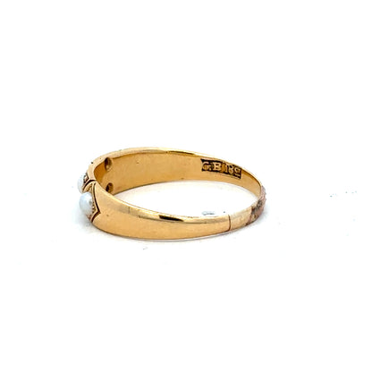 18ct yellow gold ring in size P1/2, featuring a smooth, polished band with a classic and elegant design.