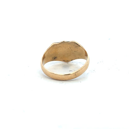 18ct yellow gold signet ring in size O, unbranded, featuring a polished rectangular face and smooth band design.