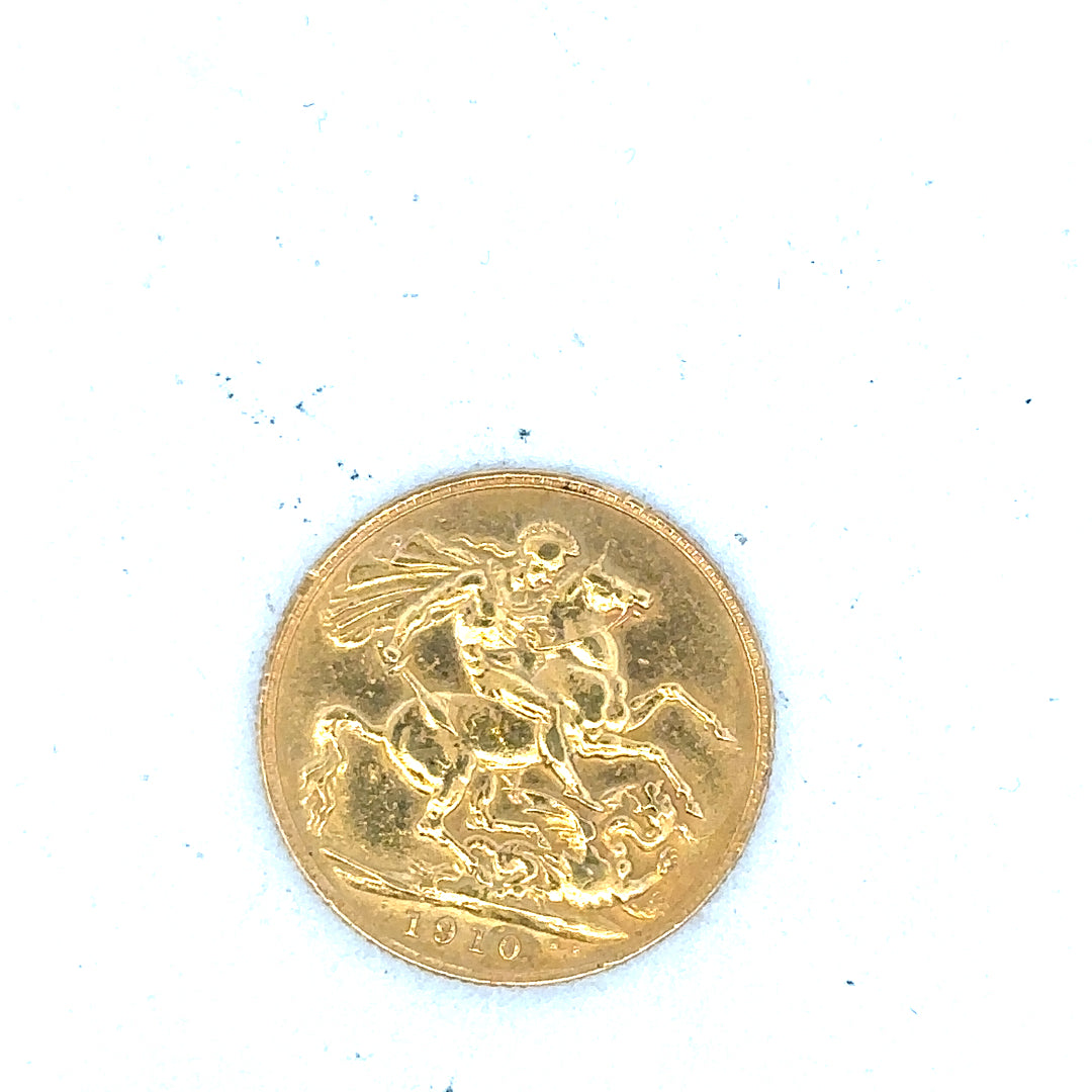 1910 full sovereign gold coin, 8g, with detailed engravings, unbranded, showcasing historical currency craftsmanship.