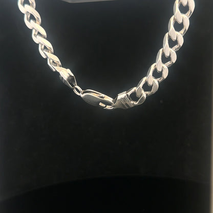 925 silver curb bracelet, unbranded, 23cm length with a 32.6g weight, featuring classic curb chain design.